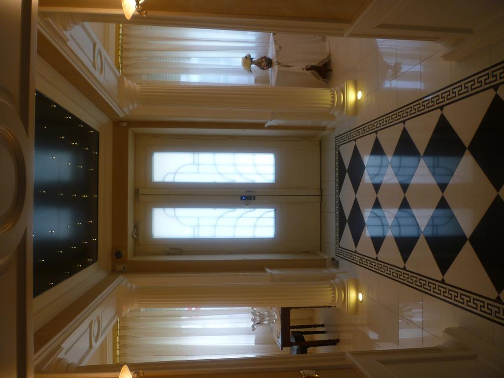 Villa Orion Руаян Екстер'єр фото